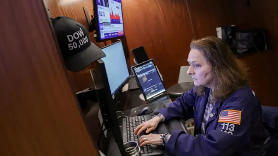 动荡局势下的资产焦虑：如何构建稳健的防御型投资组合 股票财经