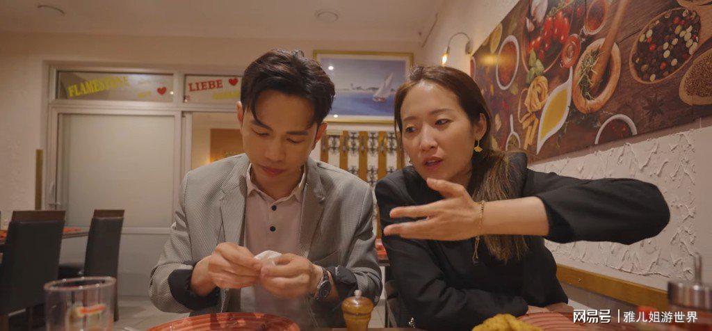 被掩盖的十年陪伴:揭开娱乐圈光鲜背后的真实情感困局 情感心理