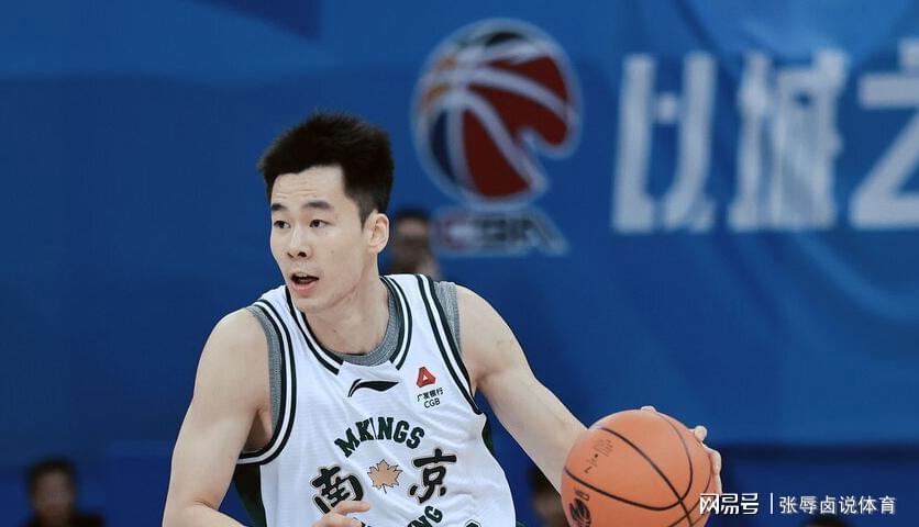  CBA战报深度解析：北京北汽逆转局势的复盘宝典 体育新闻