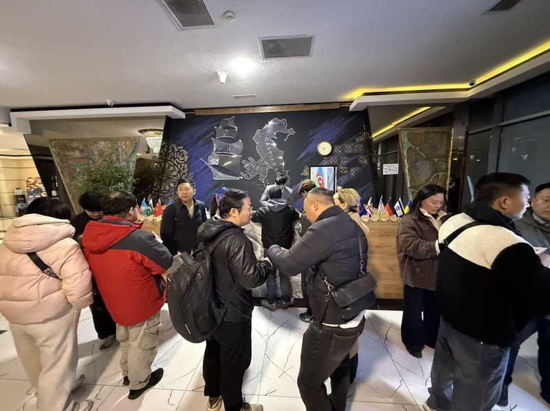  伊朗变局72小时德黑兰陷入风暴眼 霍尔木兹海峡成全球能源命门 新闻