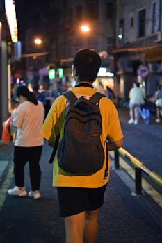 全国人大代表周燕芳:建议探索建立新就业群体专项年金,扩大商业养老金试点范围 新闻