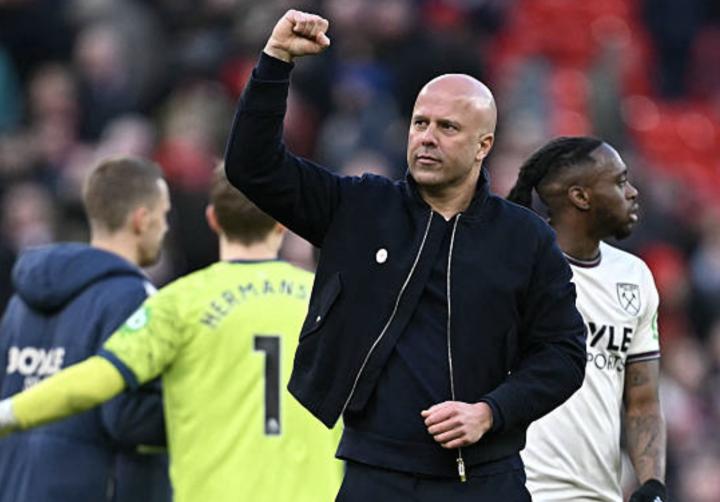  定位球改变一切；斯洛特五百次提醒终见效；利物浦重拾强势之路 体育新闻 定位球改变一切；斯洛特五百次提醒终见效；利物浦重拾强势之路 体育新闻