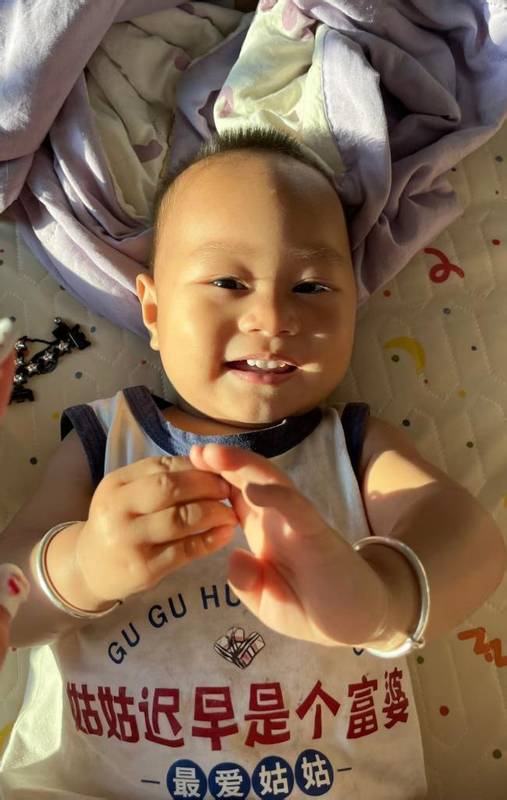  1岁8个月幼儿误中鼠药；父母奔波求医，ICU内生命脆弱；社会关爱点亮希望之光 健康养生