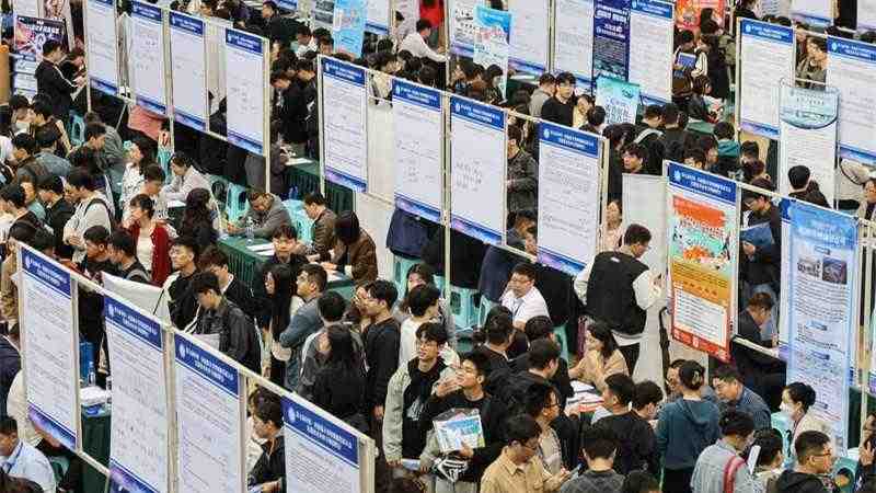  AI能否重塑人类价值？技术理性应回归人文关怀 情感心理