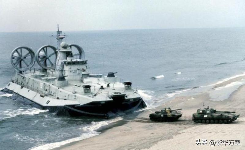  技术深度解析：728型气垫登陆艇的战略跃升与作战革新 新闻