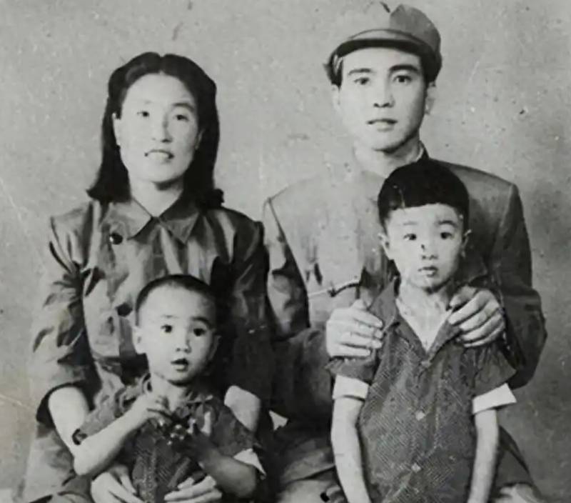  【共和国反贪史】从“意见篓子”到反腐先锋：李克才的传奇人生与两大要案深度复盘 新闻