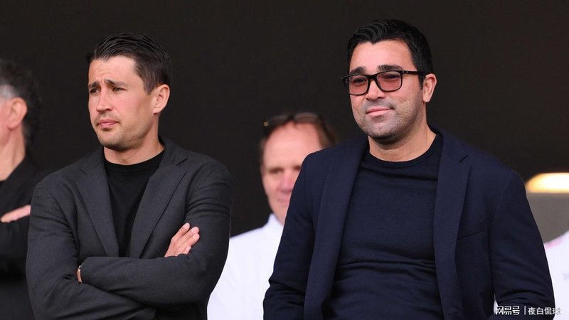  德科转会棋局全解：巴萨今夏套现双星的深层逻辑 体育新闻