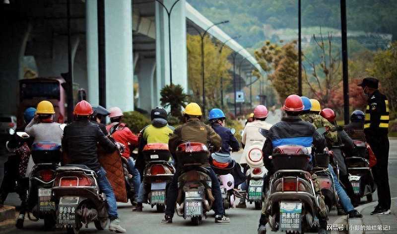  电梯安全责任重构：5月新规如何终结物业维保"甩锅"困局 房产家居